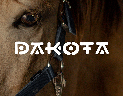 Dakota - Equestrian club branding