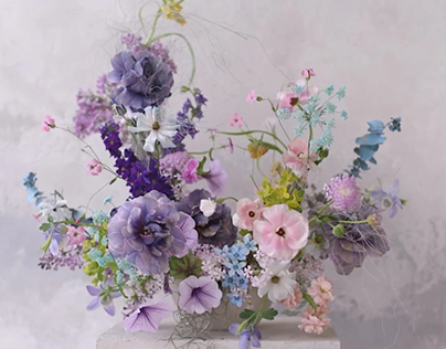 purple flower arrangement
