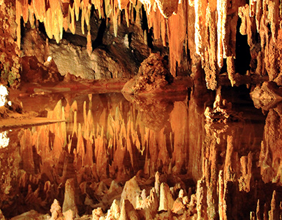 Luray Caverns Textural Photo Essay