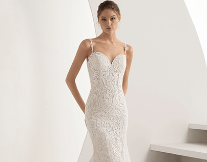 Trumpet lacy bridal gown