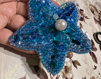 Hand made sea star / Brooch in blue