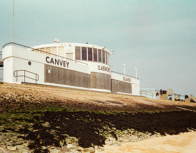 CANVEY ISLAND (Kodak Pro Image 100)