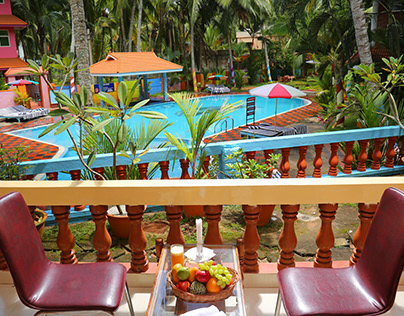 Resorts in Kovalam with swimming pool