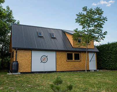 The Øssed Cabin
