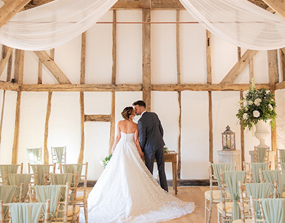 Sussex Wedding Venues Unveiled at Alfriston Gardens