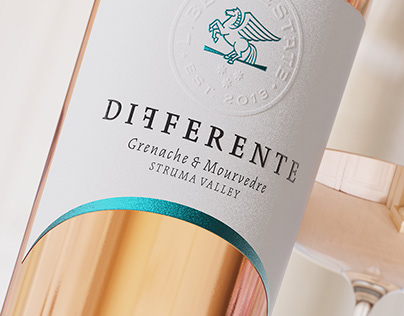 the Labelmaker: Differente Wine Label Design