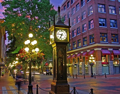 Text: Places to visit in Vancouver: Gastown