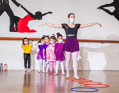 Academia Acuarela Ballet Sesión fotográfica en Clases