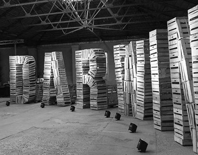 GIANT CRATE TYPE Climax Festival workshop decoration