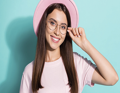 Want to Enhance your look with Trendy Eyeglasses?