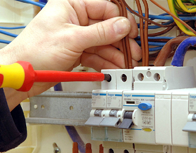 Expert Vehicle Electrical Works in Dubai