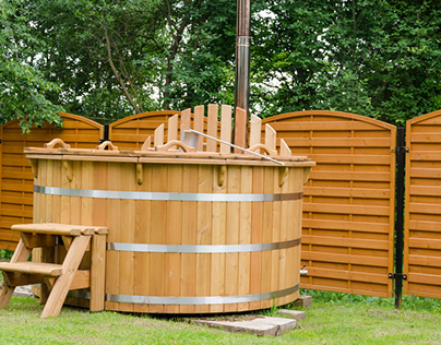 The Complete Guide to Buying a Wooden Hot Tub