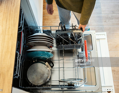 A Guide for Cleaning a Dishwashing Machine