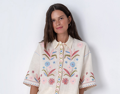 Linen shirt with floral embroidery