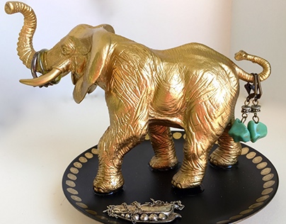 Large Golden Elephant Jewelry & Ring Dish