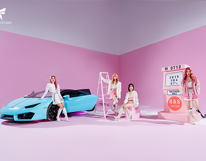 Lamborghini x Pink