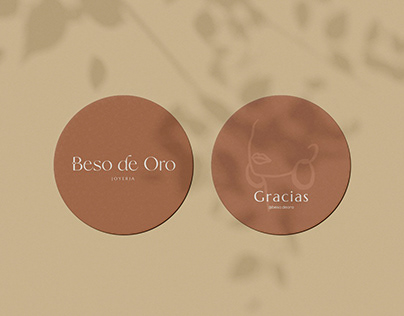 Beso de Oro Branding