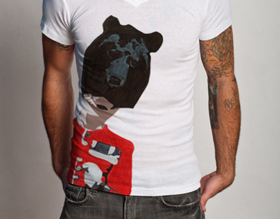 Grenadier bear - T shirt design