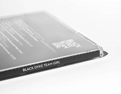 BLACK DYKE TEAM GIRL