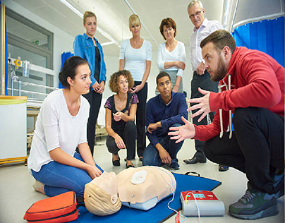 Gain Life-Saving Skills With CPR Training Courses