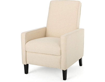 Comfort: Finding the Ideal Recliner for Short Stature
