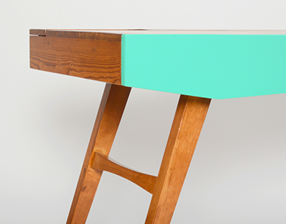 10˚ Desk - Reclaimed Wood Desk Design 