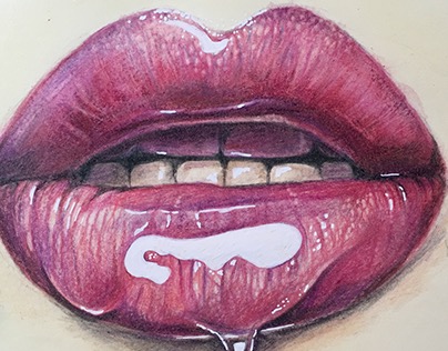 Glossy Lips on Pencil Colors