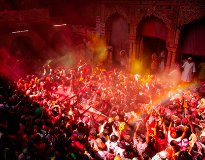First Solo trip to Vrindavan Holi at the age 22 :)