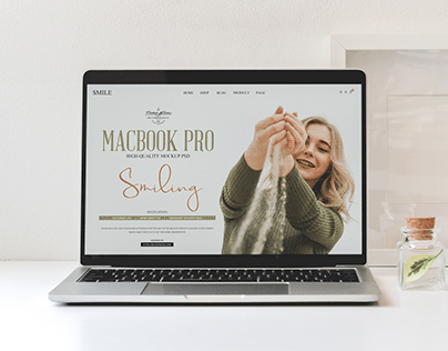 Free Front View MacBook Pro Mockup PSD
