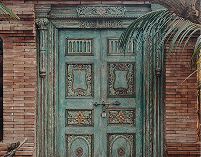 Doors / Puertas