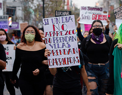 Marcha ante Feminicidios y Represión Policiaca