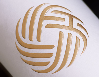 Turks Head Wine Packaging Design & Logo