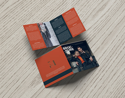 Square Brochure Bi-Fold