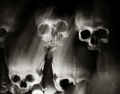 The Skulls - by Augusto De Luca