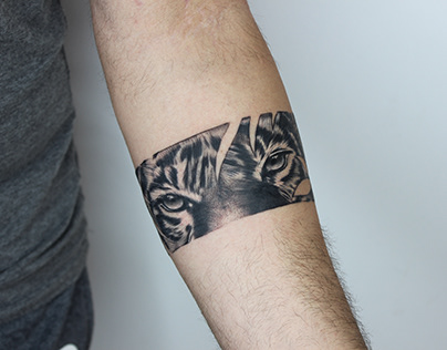Pin by Leon Dyan on Sleeve ideas  Band tattoo designs Tattoos for guys Lion  band tattoo design