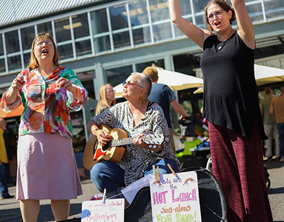 Event Photos | Hot Lunch Sing-a-long Fun Band