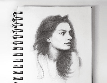 Anne Hathaway pencil portrait.