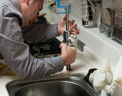 10 Tips to Choose the Right Plumber for your House!