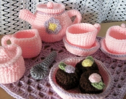 Pink & Purple Flower Tea Set