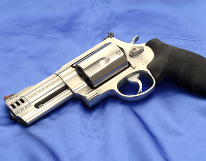 Smith & Wesson Model 500 with 4" barrel