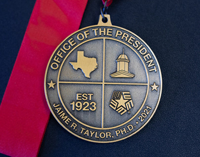 Lamar University Presidential Medallion