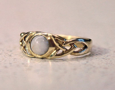 ring Sophia (gold, pearl)