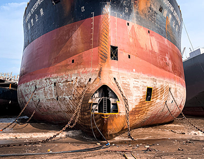 ALANG : World's Largest Ship Breaking Yard