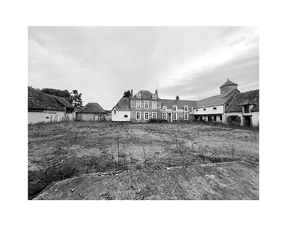 Urbex Photography: farmhouse Normandy