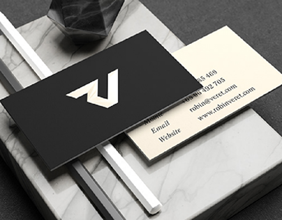 Project thumbnail - Brand identity design : Robin Veret