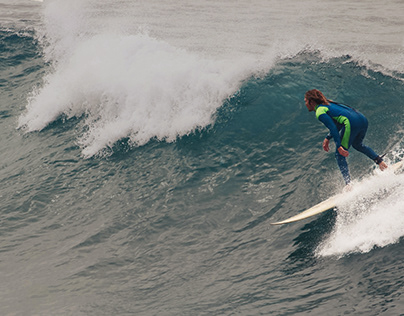 Surfing in Kirra