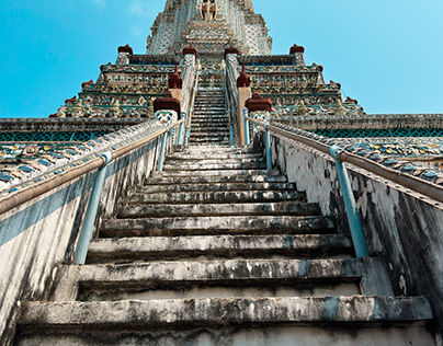 Steps of Wat Arun Ratchawararam Ratchawaramahawihan