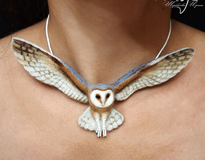 Brooch-pendant "Barn owl"