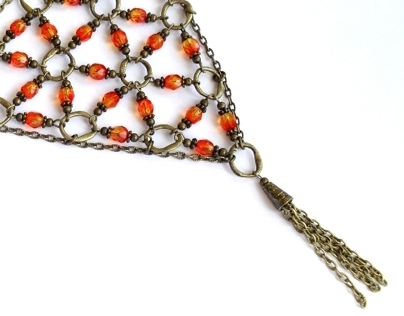 Necklace with glass beads