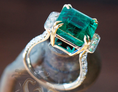 Making of the 8ct Zambian Emerald & 1,15ct F Vs1 Diams